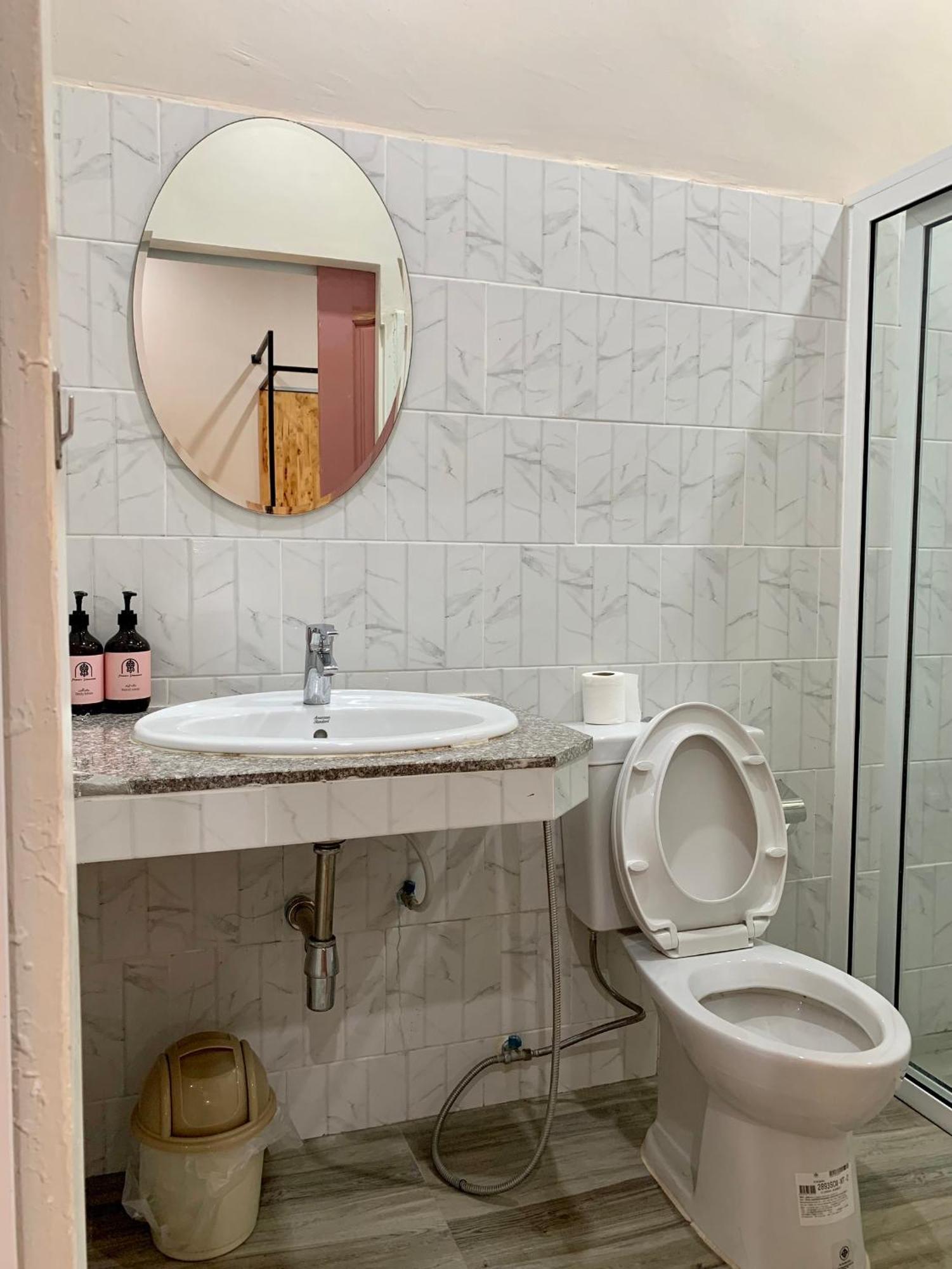 Funwan Hotel Li Екстериор снимка
