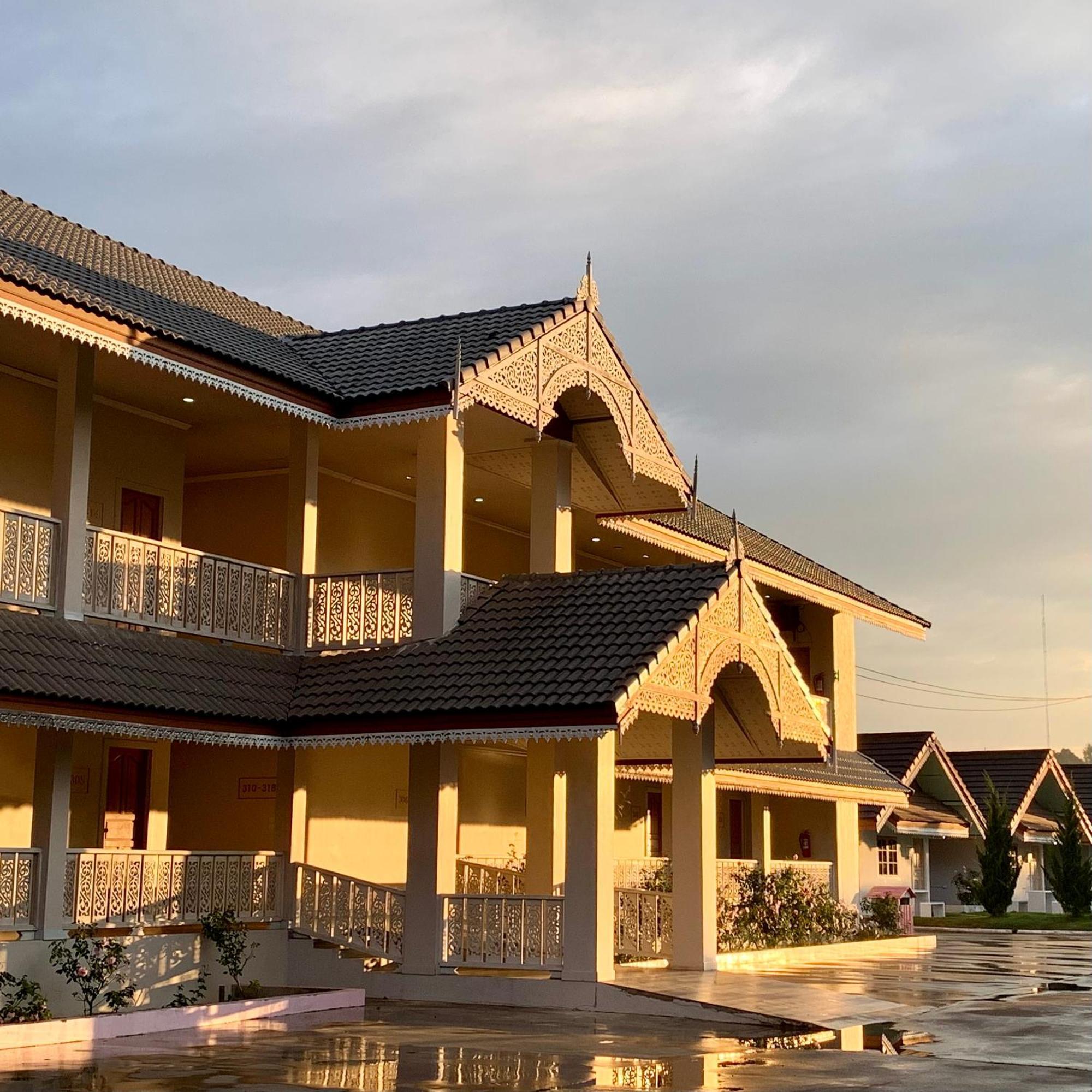 Funwan Hotel Li Екстериор снимка